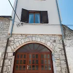 House Brunac With Parking * Vodice