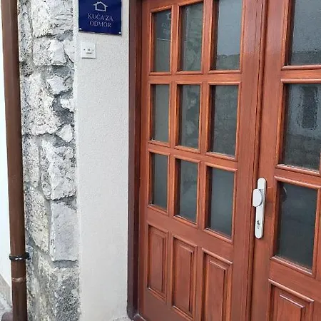 House Brunac With Parking Vodice