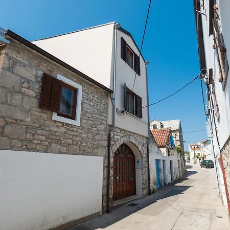 Semesterbostad House Brunac Vodice