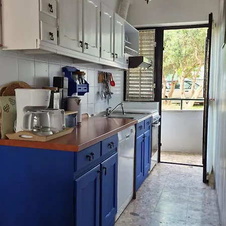 Dom wakacyjny House Brunac With Parking Vodice