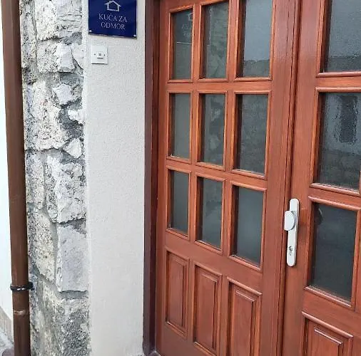 House Brunac With Parking Vodice