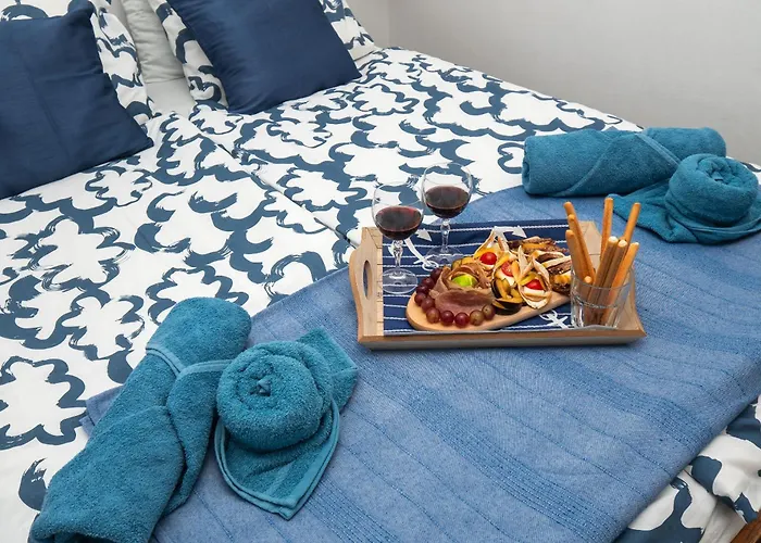 House Brunac With Parking